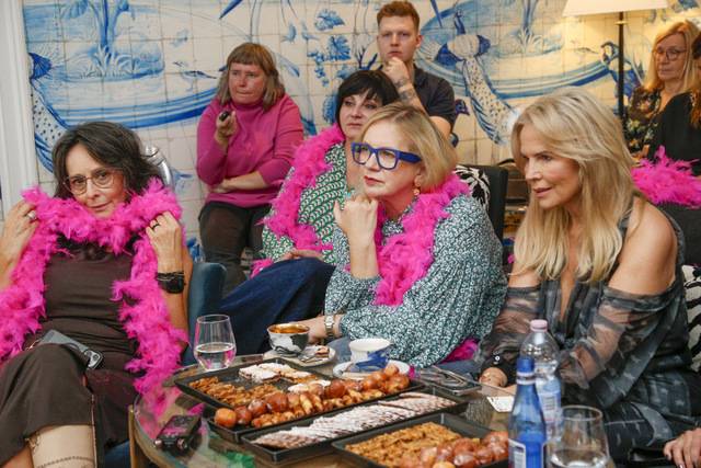 Gwiazdy rozmawiają o menopauzie! Olśniewająca Justyna Sieńczyłło, Anna Jurksztowicz w czerni.