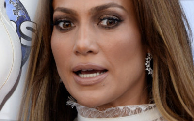 JLo wzięła kilka dni wolnego. Na plan filmu powróciła z WIĘKSZĄ PUPĄ