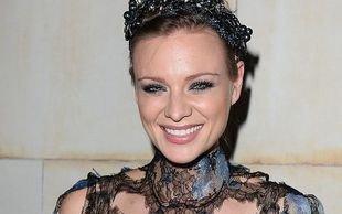 Magda Boczarska z partnerem na salonach (FOTO)