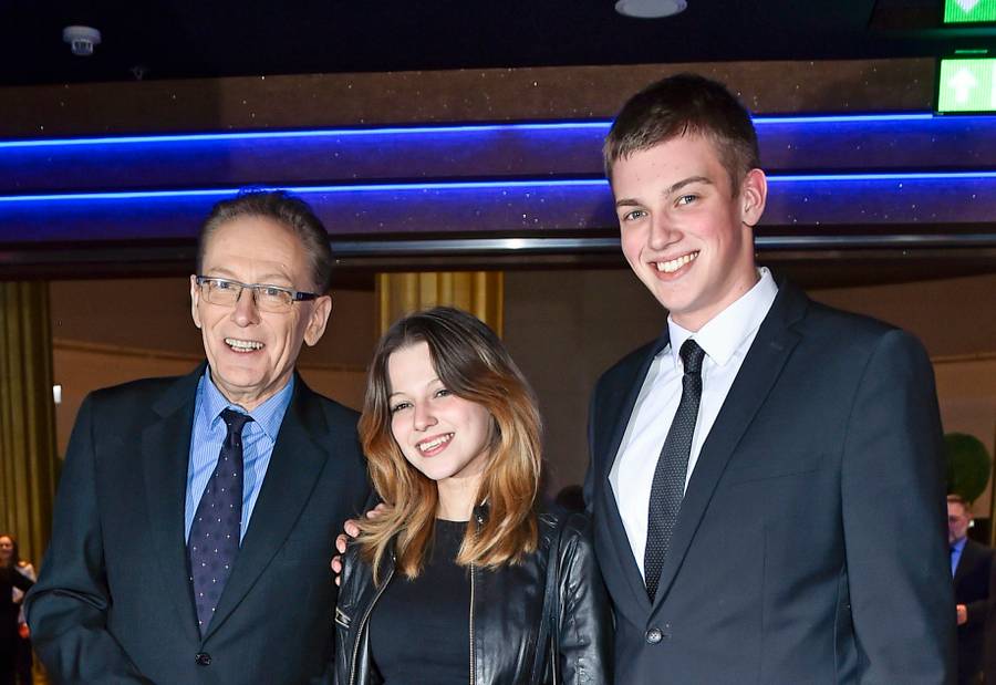 Premiera filmu “Prorok”. Jacek Borkowski z dziećmi na ściance – syn ma już 19 lat!