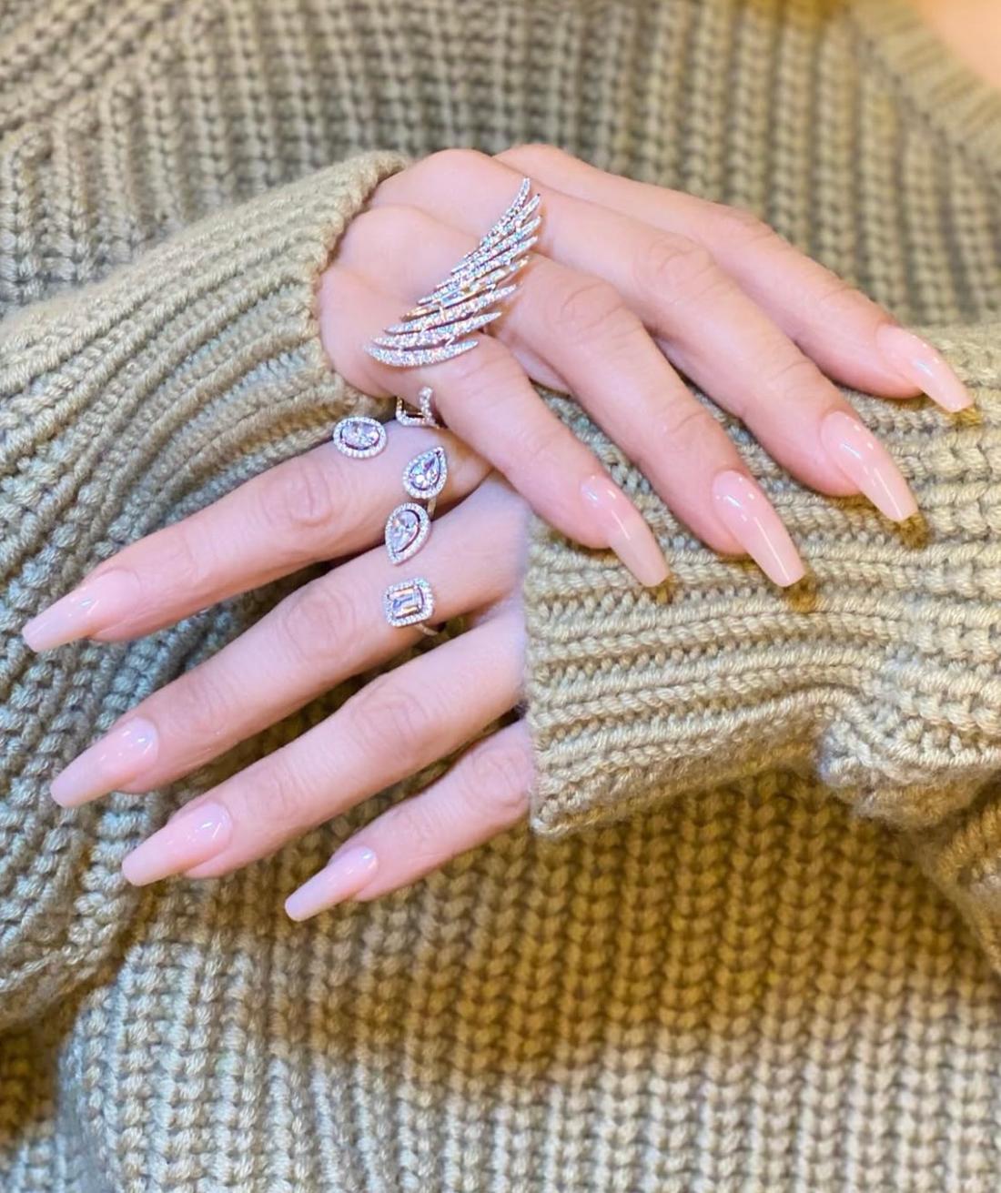 Soap nails, fot. Instagram @tombachik