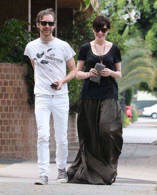 Styl Anne Hathaway zmierza na dno