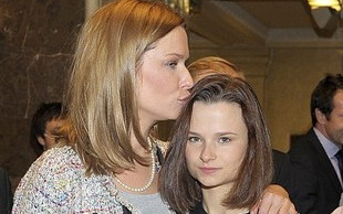 Córka Pauliny Młynarskiej – debiut na salonach (FOTO)