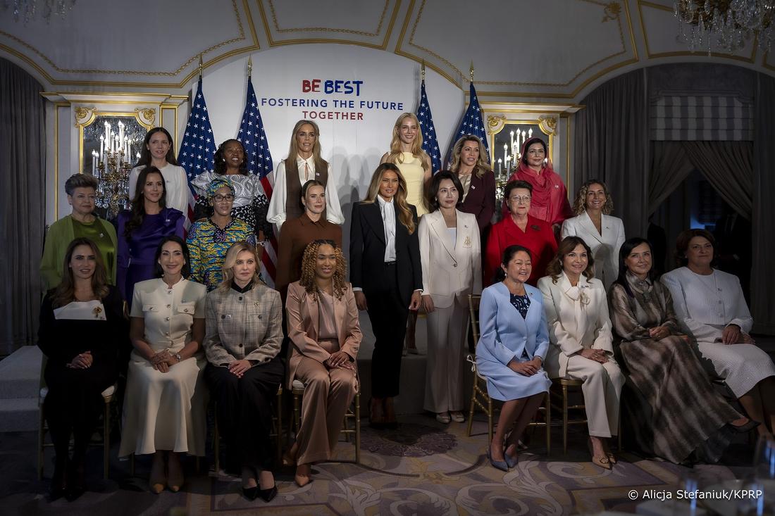 Marta Nawrocka z Melanią Trump. Spotkanie Pierwszych Dam Polski i USA fot. KPRP/Alicja Stefaniuk