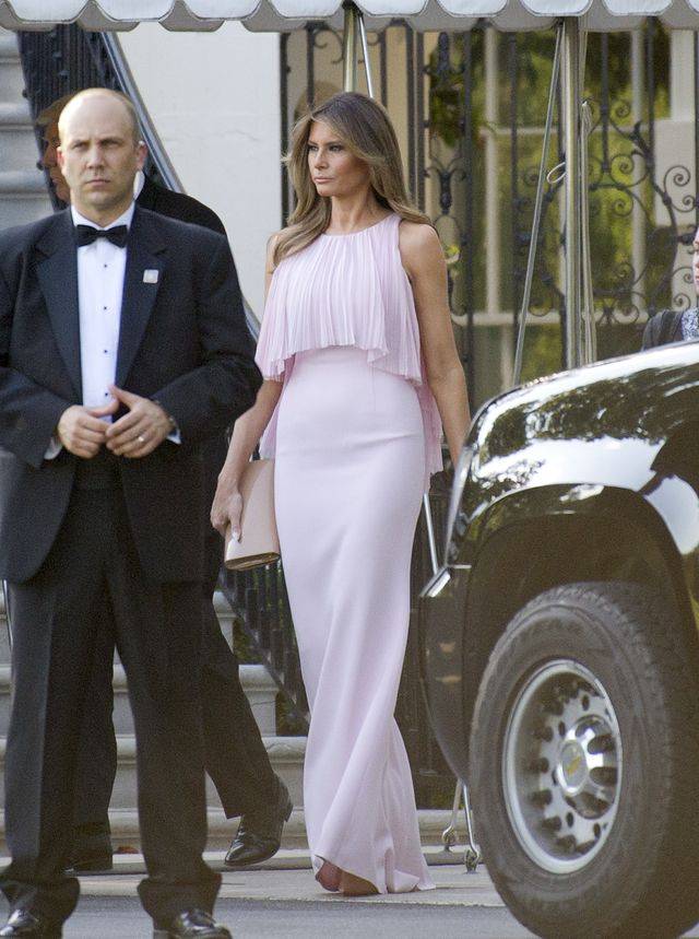 Świat w szoku, bo Melania Trump ma ciążowy brzuszek