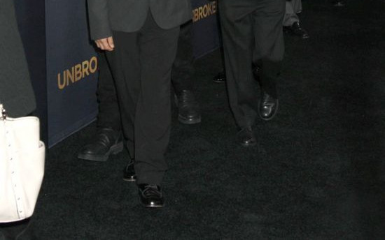 Brad Pitt z dziećmi na premierze Unbroken