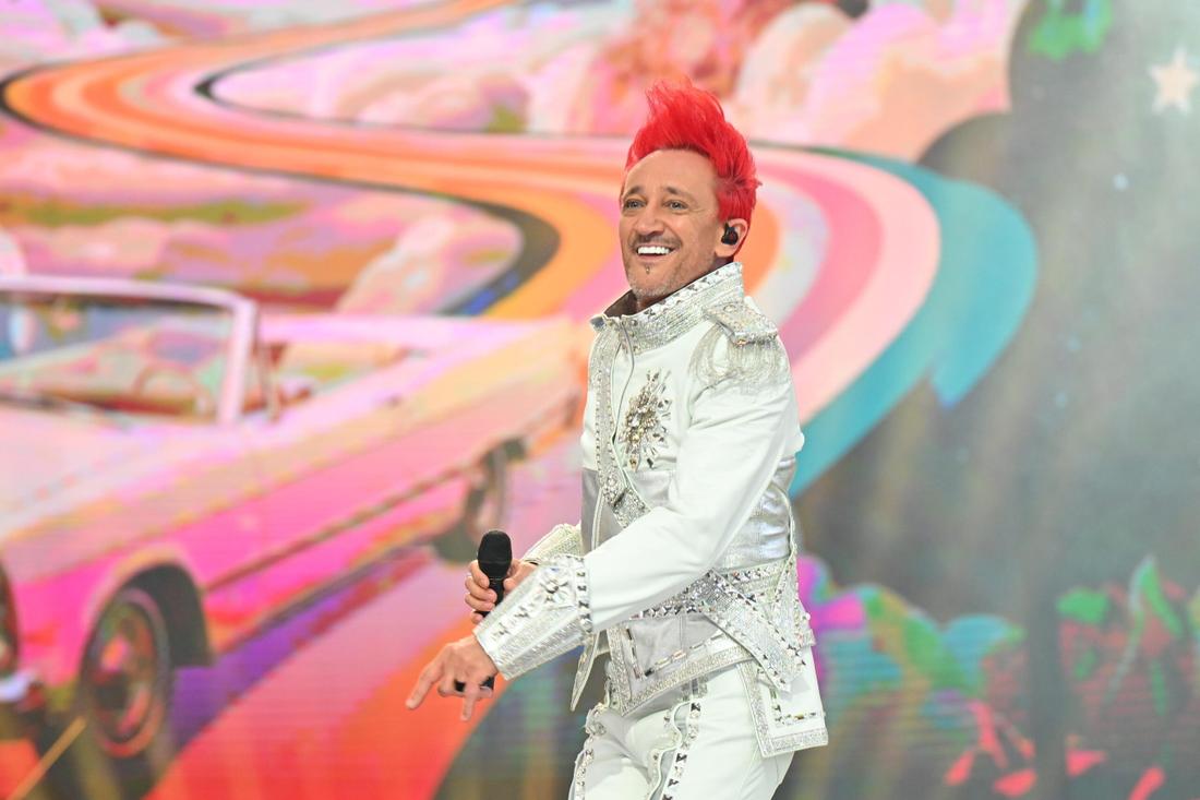 Michał Wiśniewski wypadł niezręcznie podczas wywiadu po Polsat Hit Festiwal 2026, fot. KAPiF