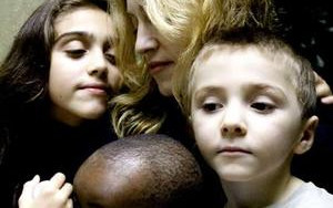 Nie chcą pracować u Madonny