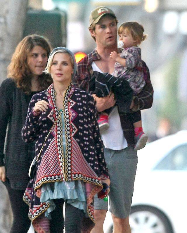 Ciążowe stylizacje Elsy Pataky