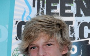 Cody Simpson – groźny rywal Justina Biebera [VIDEO]