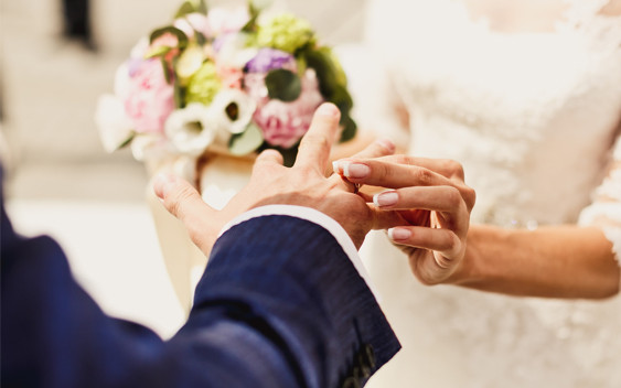 Zazdrościsz Meghan Markle królewskiego ślubu? Oto jak wyprawić wesele z klasą!