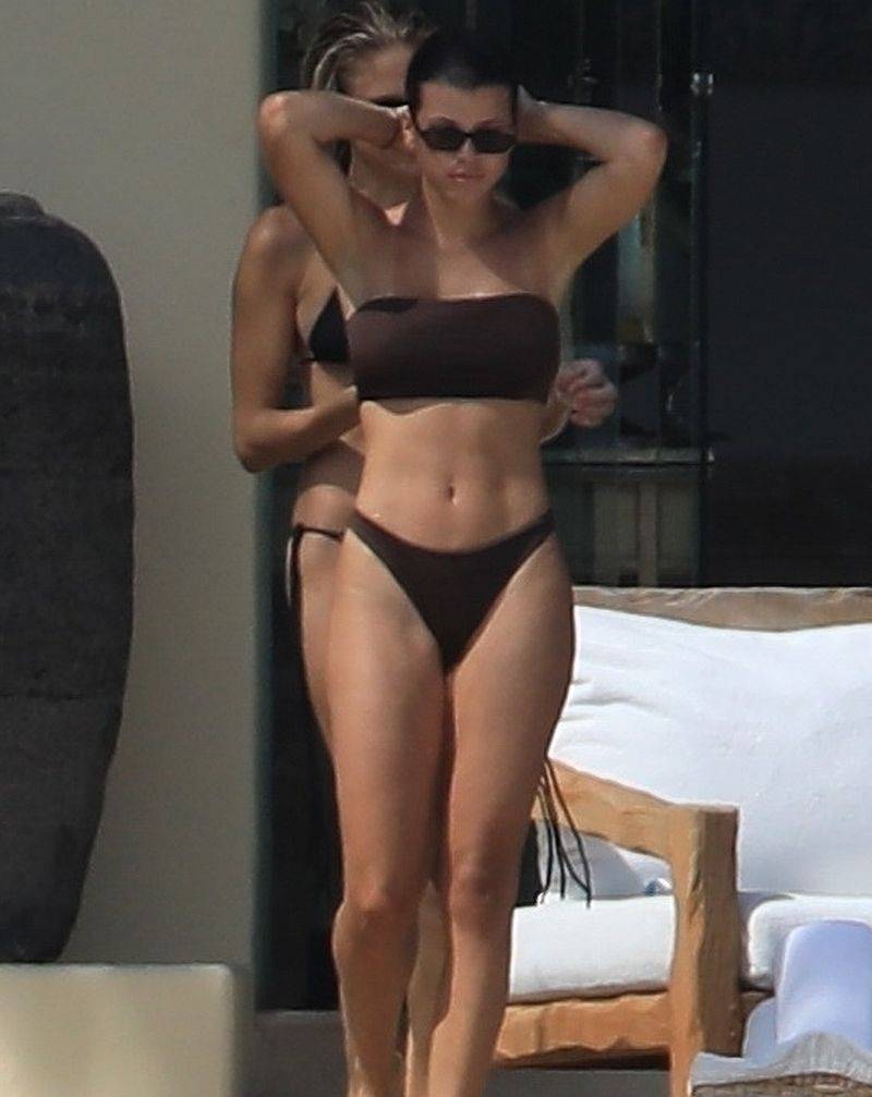 Tak wygląda naprawdę Sofia Richie w BIKINI. Bez poprawek i PHOTOSHOPA (ZDJĘCIA)