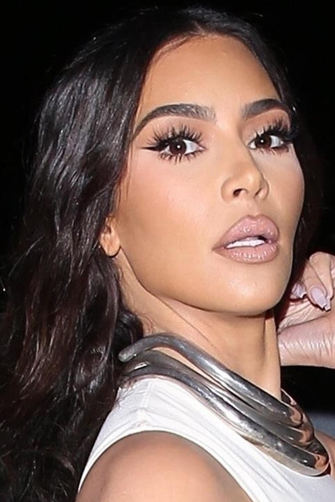 Kim Kardashian miliarderką! Pozazdrościła Kylie? Kim Kardashian w drodze na kolację.