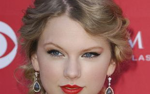 Perez Hilton: Oszpecili Taylor Swift!