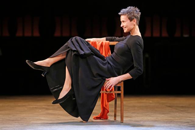 Zdjęcia tygodnia: Górniak skacze na Donatana, Krawczyk robi samolot, Lipnicka łapie się za pupę