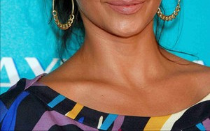 Monica Cruz seksowna w kampanii bielizny (FOTO)