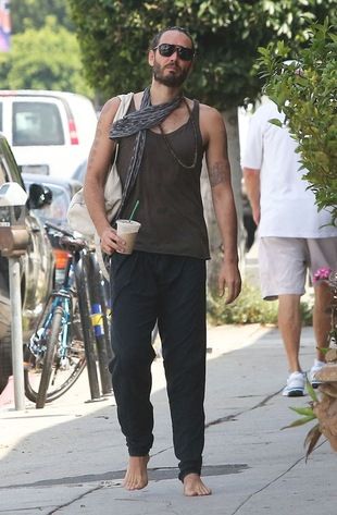 557-russell-brand-ggg-R1