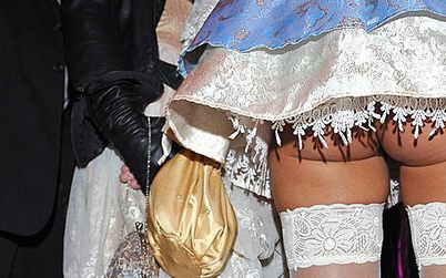 Kto świecił tyłkiem? (FOTO)