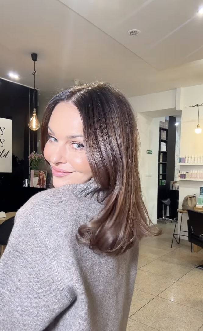 Paulina Sykut-Jeżyna zaskoczyła zmianą fryzury! Zafundowała sobie OSTRE CIĘCIE i nowy kolor! (FOTO)