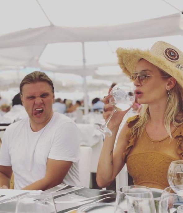 Agnieszka Woźniak Starak o męzu