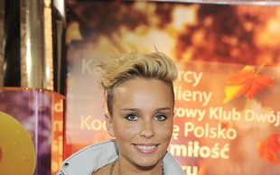 Dziewczyna Salety lansuje się bez niego (FOTO)