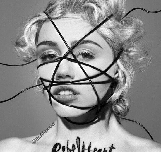 Czy Miley Cyrus oszalała?