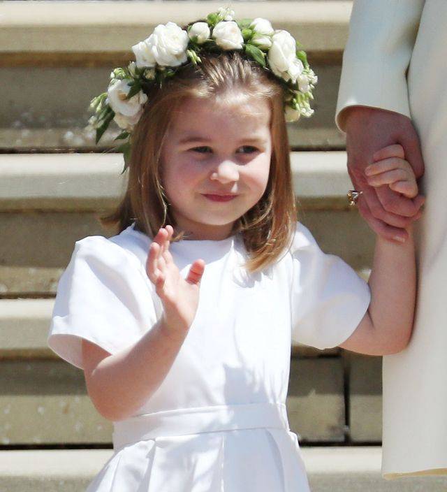 Wygibasy księżniczki Charlotte skradły uroczystość zaślubin Meghan i księcia Harry’ego