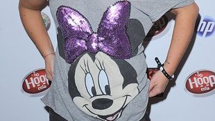 Pożyczyła bluzkę od córeczki? (FOTO)