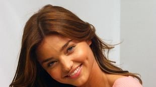 Miranda Kerr i Orlando Bloom – dwa zakochane gołąbki (FOTO)