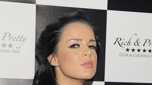 Tona makijażu jak u Kim Kardashian… (FOTO)