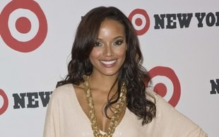 Która modelka ma takie nogi? (FOTO)