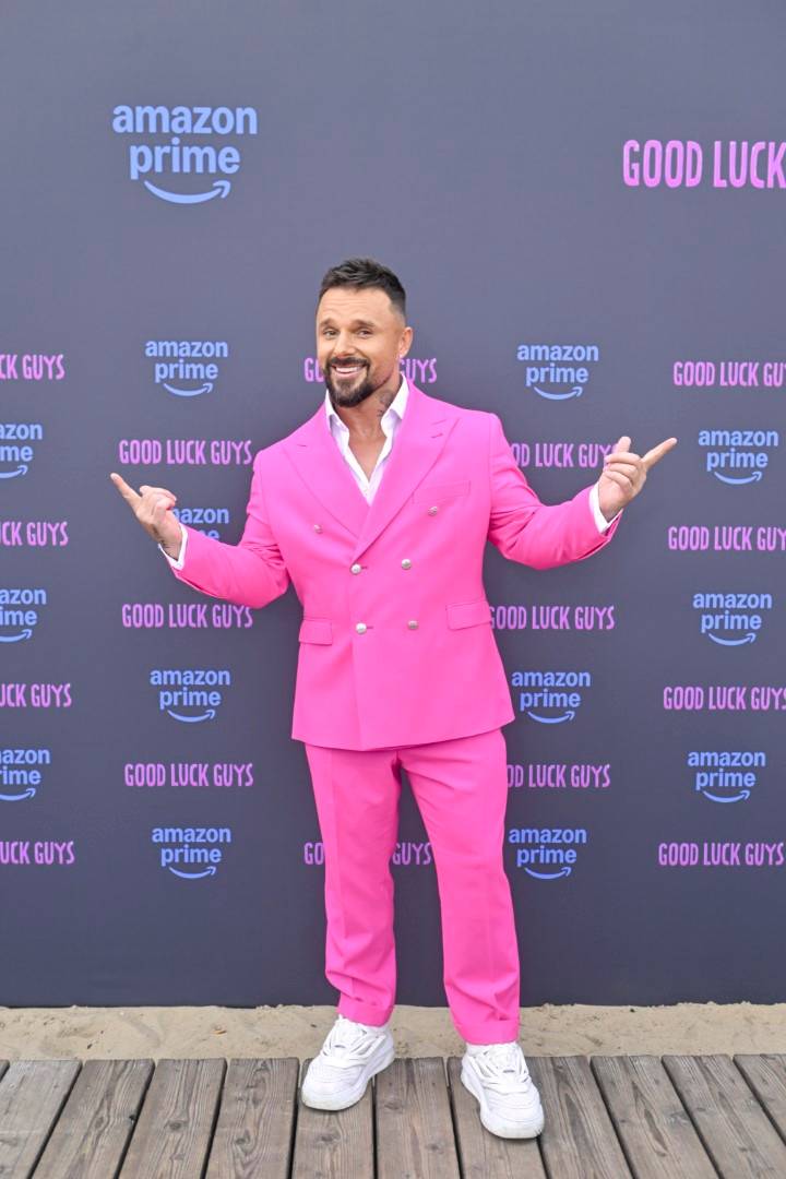 Plotkowano o ich romansie, teraz zapozowali razem na ściance – Sylwia Szostak i Kubańczyk promują nowy program “Good Luck Guys”