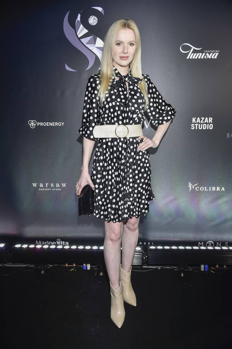 Pieczonka, Koroniewska, Kaczorowska i MNÓSTWO innych gwiazd na pokazie bielizny (ZDJĘCIA)