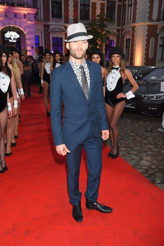 Samochód Roku Playboya 2016 – gwiazdy na czerwonym dywanie