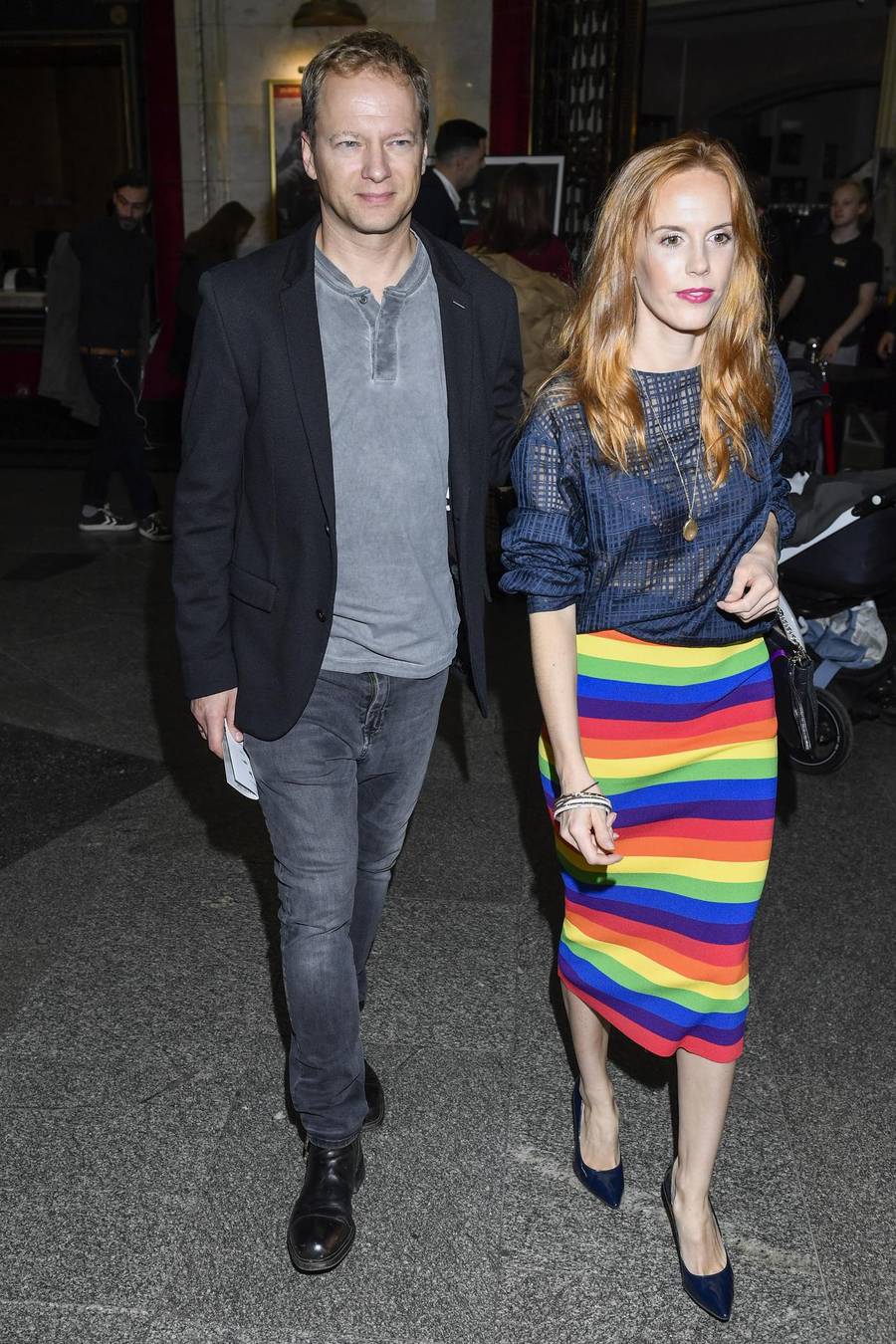 Premiera filmu Agnieszki Holland. Anja Rubik, Maciej Stuhr z partnerką i POLITYCY