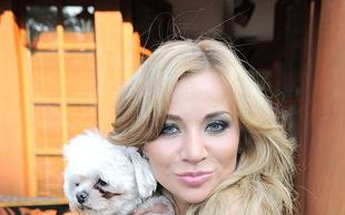 Lidia Kopania kocha pieski (FOTO)