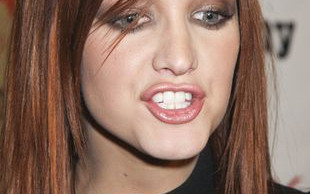 Pijana Ashlee Simpson ubliżała Michelle Trachtenberg