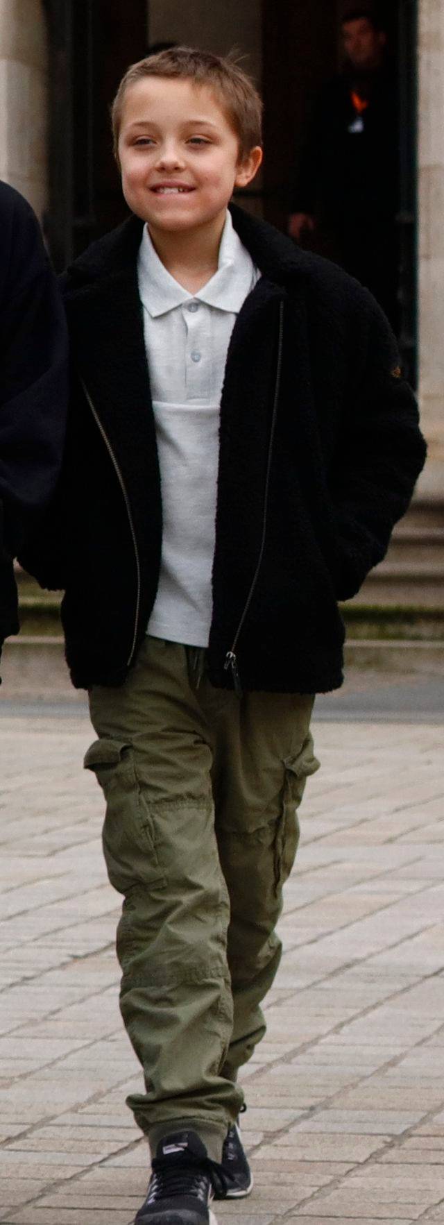 Angelina Jolie z dziećmi w Paryżu