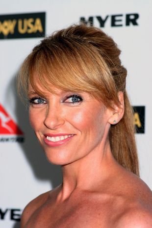 toni-collette-R1