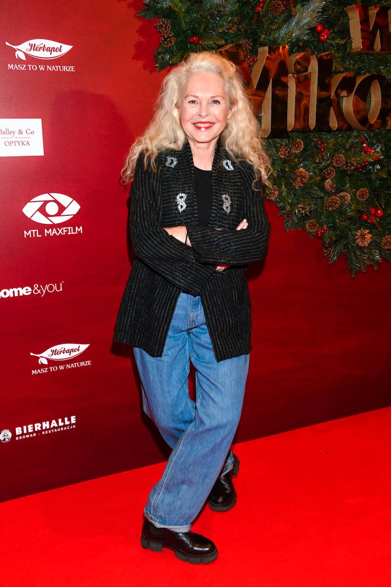 Premiera filmu “Uwierz w Mikołaja”. Teresa Lipowska zachwyca w bordowej kreacji, Pawlicki, Roznerski…