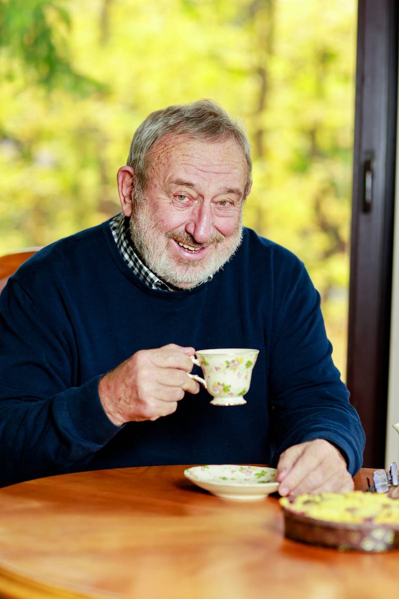 Tadeusz Drozda uchylił drzwi swojego domu. Legenda telewizyjna ma wnętrza z duszą i klasą (FOTO)