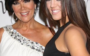 Matka Khloe Kardashian planuje życie seksualne córce