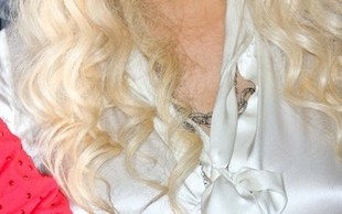 Christina Aguilera w Marie Claire bez mocnego makijażu(FOTO)