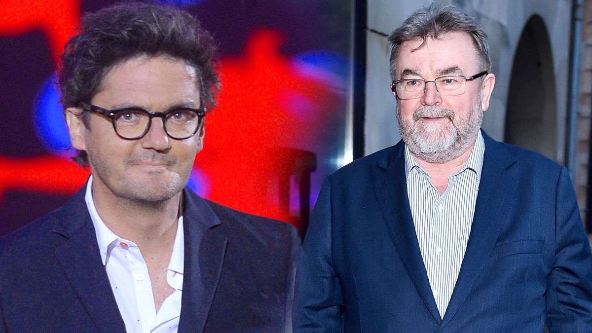 Kuba Wojewódzki dzisiaj zaskoczył wszystkich na Instagramie informacją o zakończeniu swojego programu Kuba Wojewódzki ogłosił KONIEC swojego show! „W związku z nagłym aczkolwiek spodziewanym końcem programu” W związku z nagłym aczkolwiek spodziewanym końcem programu Kuba Wojewódzki dziękuję wszystkim za obecność przez ostatnie 20 lat. To była wspaniała podróż. Do zobaczenia w przyszłym roku na jednej z największych platform streamingowych. Ostatnio dziennikarz wywołał aferę - opowiadając o swoim programie w DD TVN zaczął naśmiewać się zarówno z poziomu śniadaniówki, jak i z przygotowania merytorycznego prowadzących poranne show. Gdyby jednak tego było mało, showman krytykował również gwiazdę TVN, Małgorzatę Rozenek. Za to zachowanie miał ponoć "wylądować na dywaniku" u dyrektora stacji, Edwarda Miszczaka. „Bardzo blisko króla jest błazen” – Bartek Jędrzejak odniósł się do aroganckiego zachowania Kuby Wojewódzkiego na antenie „DD TVN”