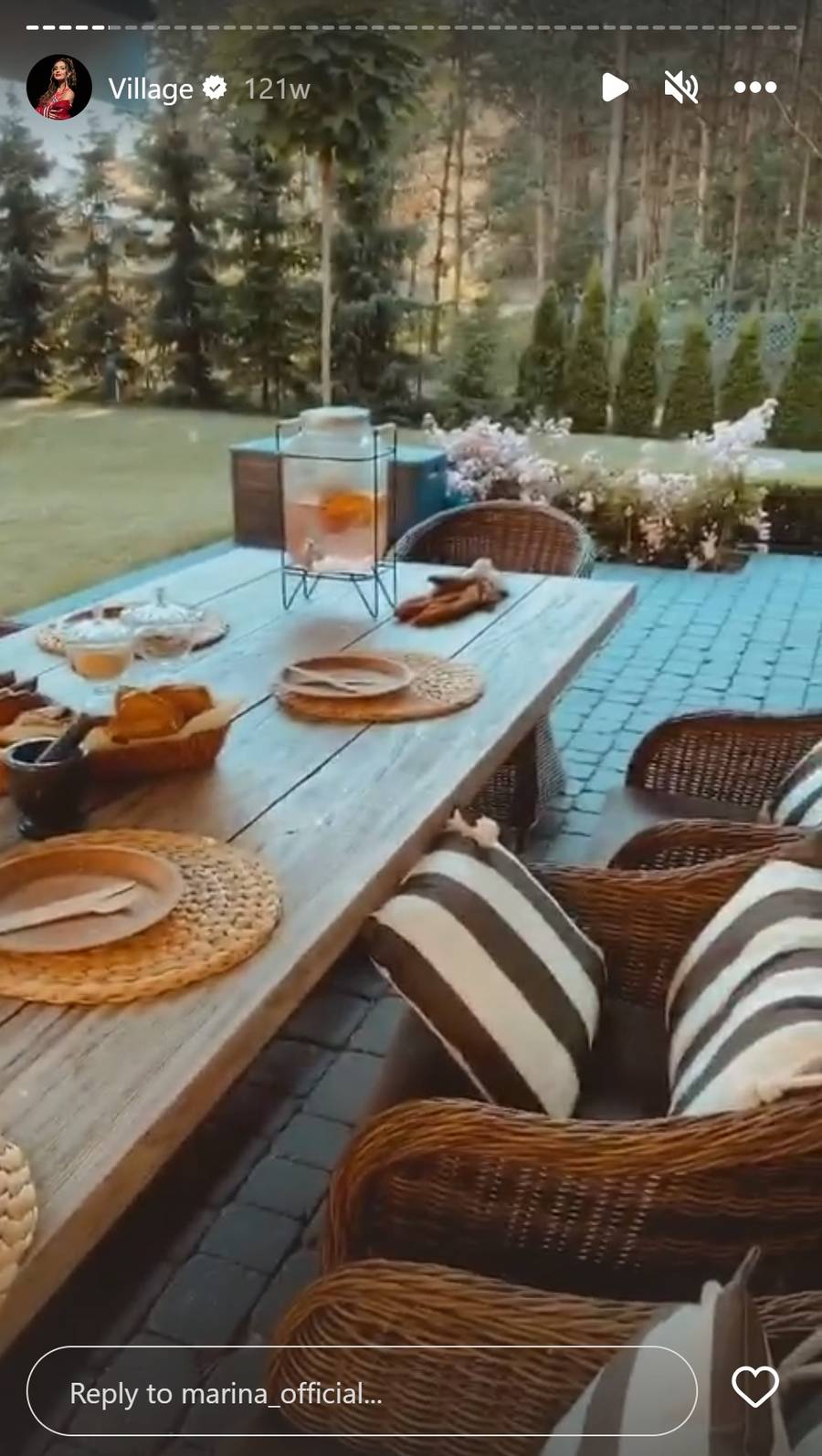 Jak wygląda sekretny domek Mariny i Wojtka Szczęsnego? Luksusowa willa z basenem po środku lasu, z dala od cywilizacji