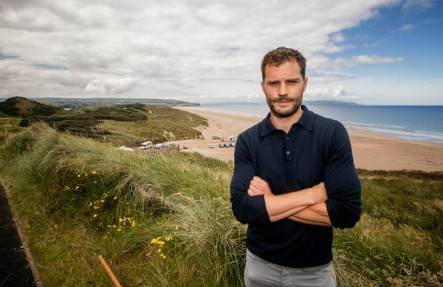 Duża wypukłość w majtkach Dornana skłoniła fanki do pisania sprośnych komentarzy