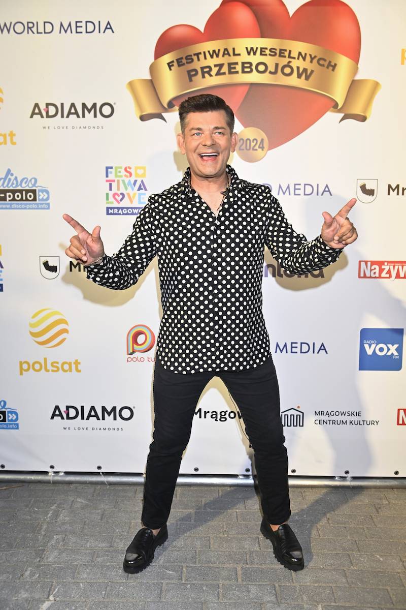 Festiwal Weselnych Przebojów 2024. Narożna w kilku stylizacjach, a Natasza Urbańska w totalnej czerni