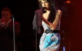 Amy Winehouse wraca do grania na poważnie