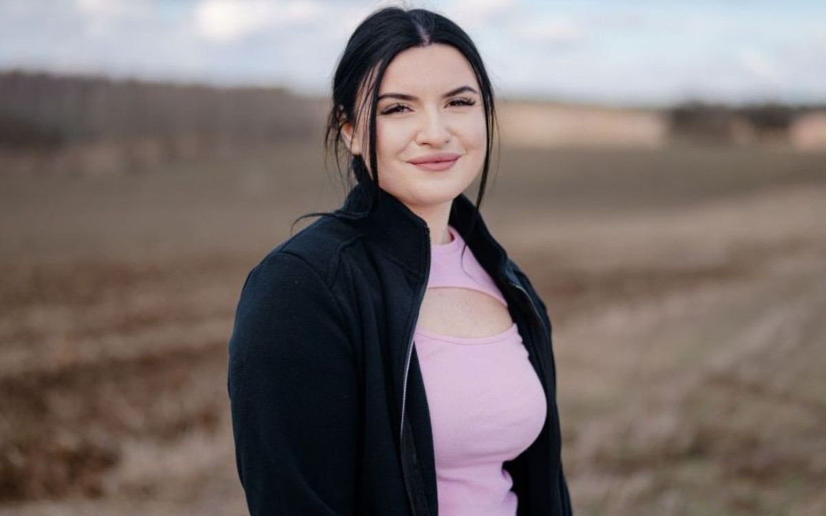 Ma 21 lat i szuka miłości w “Rolnik szuka żony”. Ludzie nie mogą uwierzyć