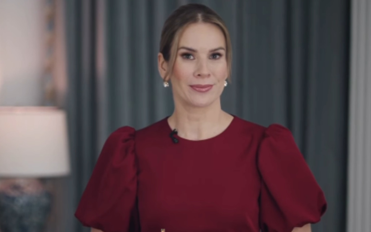 Nawrocka wrzuciła nagranie, a wszyscy patrzą na jej sukienkę. Wiemy, gdzie ją kupiła